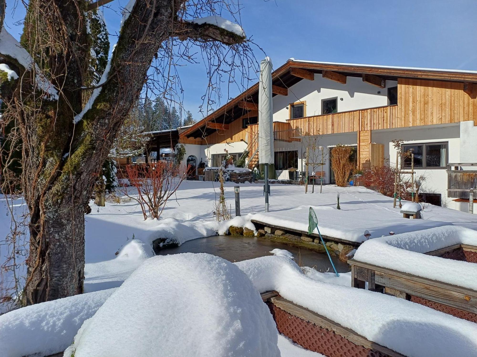 Landhaus Almdorf Hotel St. Johann in Tirol Eksteriør billede